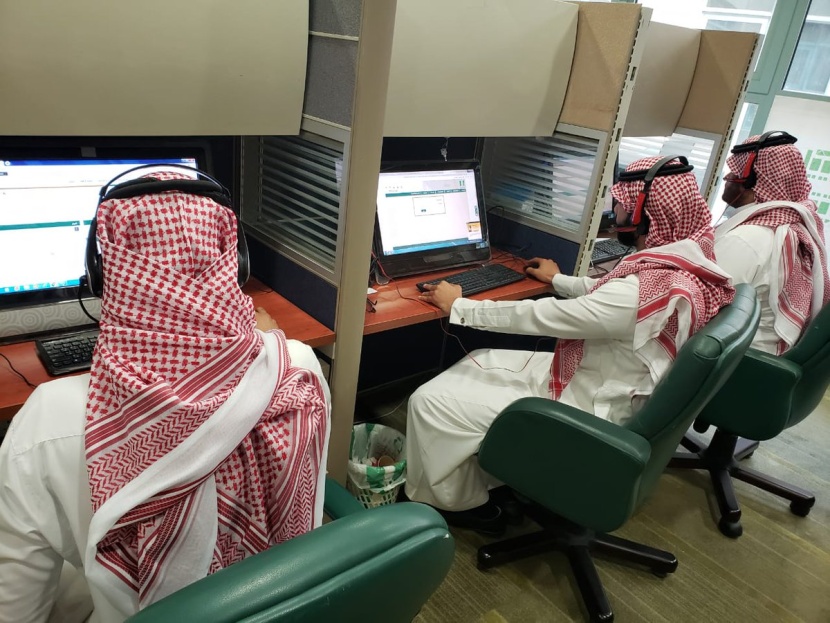إلزام المنشات التجارية باستبدال هواتف خدمة المستهلك المبتدئة بــ "9200 " إلـى الرقم المجاني 800 ووكالات السيارات خطوة أولى