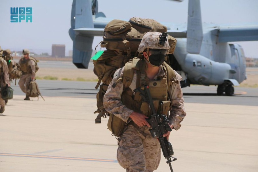 انطلاق مناورات تمرين "مخالب الصقر4" بين القوات البرية السعودية والأمريكية بالمنطقة الشمالية الغربية