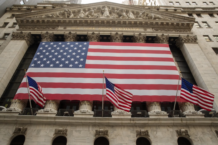 «الفيدرالي الأمريكي»: تعافي الاقتصاد يتوقف على مسار كورونا