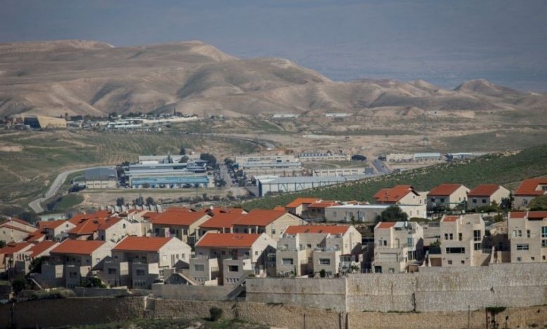 صندوق التقاعد النرويجي يسحب استثماراته من 16 شركة لها علاقة بمستوطنات الاحتلال في فلسطين