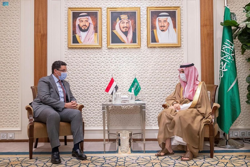 وزير الخارجية يستقبل وزير الخارجية وشؤون المغتربين اليمني
