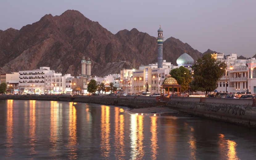 عجز الموازنة في سلطنة عمان 2.86 مليار دولار حتى يونيو