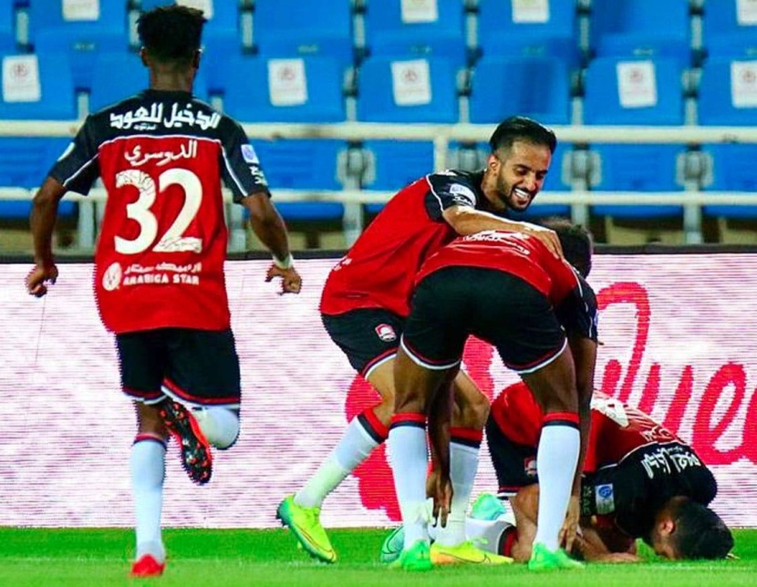 الحزم يحبط التعاون .. وأبها يسقط الشباب
