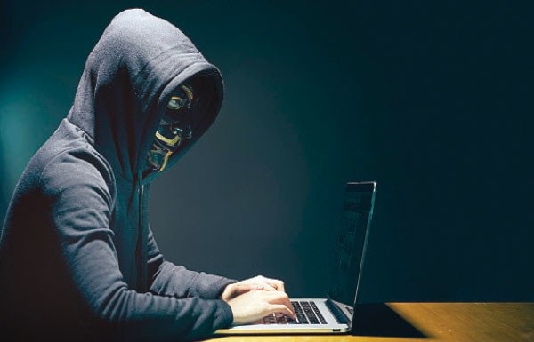 شركات الطيران تحذر من مخاطر القراصنة الجدد المعلوماتيين
