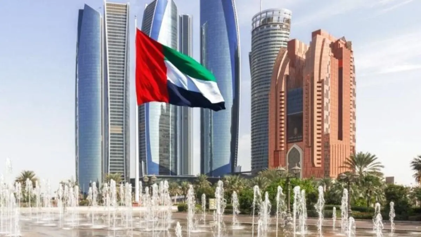 الإمارات تخصص 24 مليار درهم لاستيعاب 75 ألف مواطن في القطاع الخاص خلال 5 سنوات