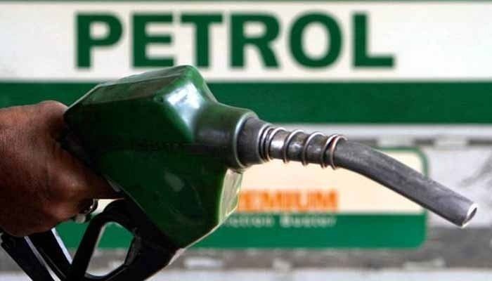 باكستان ترفع أسعار البنزين والديزل