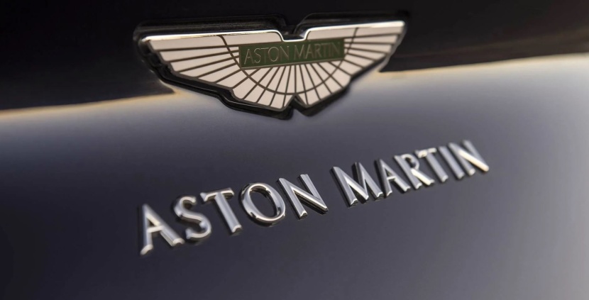 "أستون مارتن" تتوقع أن تبلغ حصة السيارات الكهربائية 50% من المبيعات في 2030