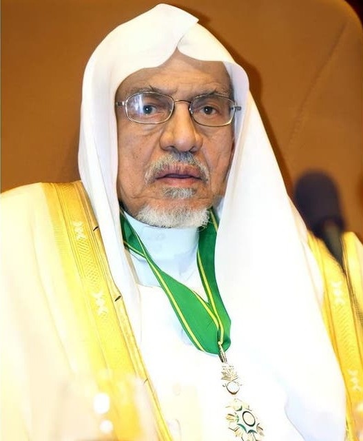 عبدالله بن إدريس .. رقة الشاعر ونقاء الأديب