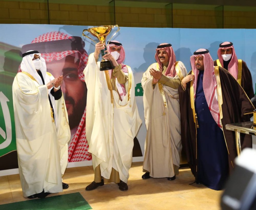 "نجام" و"ماكينج ميراكلس" يتوجان بكأس ولي العهد لخيل الإنتاج والمستورد