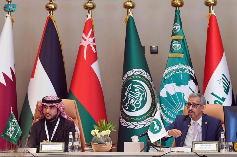 برئاسة السعودية .. بدء اجتماع "الألكسو" في العلا بمشاركة 21 دولة عربية