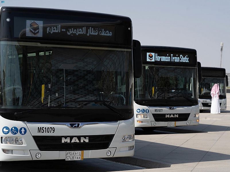 إطلاق التشغيل التجريبي لمشروع النقل العام للحافلات في مكة