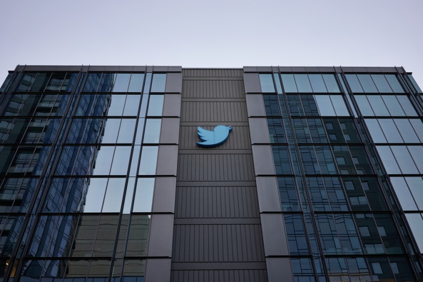 شركة توما برافو للاستثمار المباشر تبدي اهتماما بالاستحواذ على "تويتر"