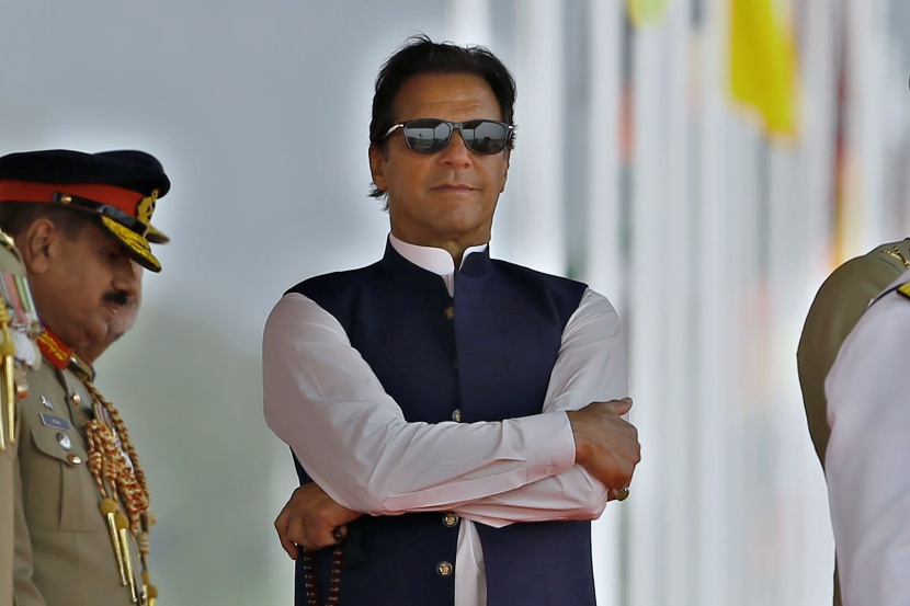 شعبية عمران خان تتآكل بسبب التضخم وتدهور الوضع الأمني