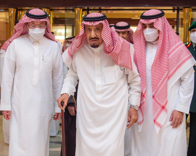 خادم الحرمين يغادر المستشفى بعد إجراء الفحوصات الطبية واستكمال الخطة العلاجية 