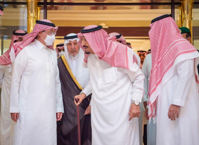 خادم الحرمين يغادر المستشفى بعد إجراء الفحوصات الطبية واستكمال الخطة العلاجية 