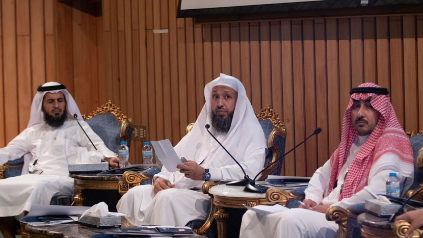 10 توصيات يختتم بها الملتقى الثاني لبرامج المنح الدراسية بجامعة "المؤسس"