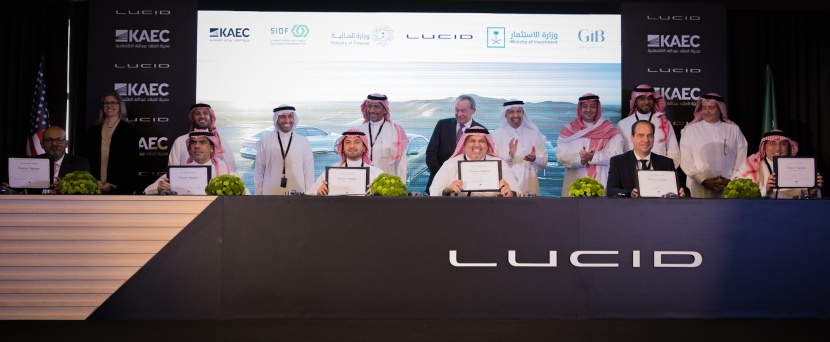 "لوسيد" توقع اتفاقية إنشاء مصنعها في السعودية .. باستثمارات تتجاوز 12.3 مليار ريال
