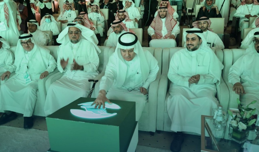 وزير البيئة : بمبادرات ولي العهد .. المملكة تمضي لتحقيق طفرة غير مسبوقة في تنمية الغطاء النباتي
