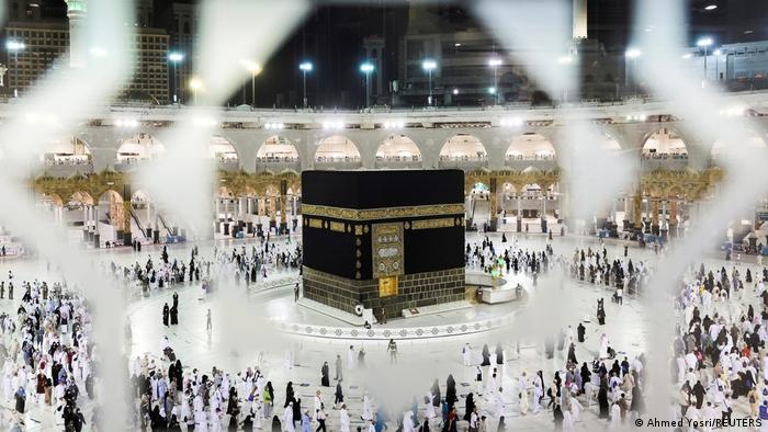 الحج والعمرة لـ "الاقتصادية" :  400 ألف طلب حج وتمديد التسجيل حتى 12 ليلا