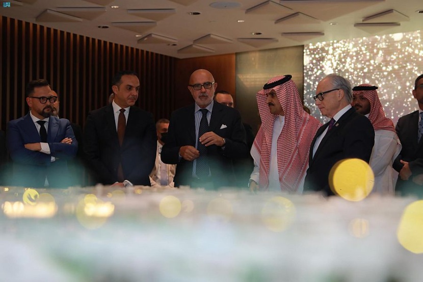 "بوابة الدرعية" تدشن أعمال البناء لشبكة مواقف لأكثر من 10 آلاف مركبة