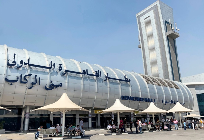 مصر تلغي جميع قيود كورونا على دخول المصريين والأجانب