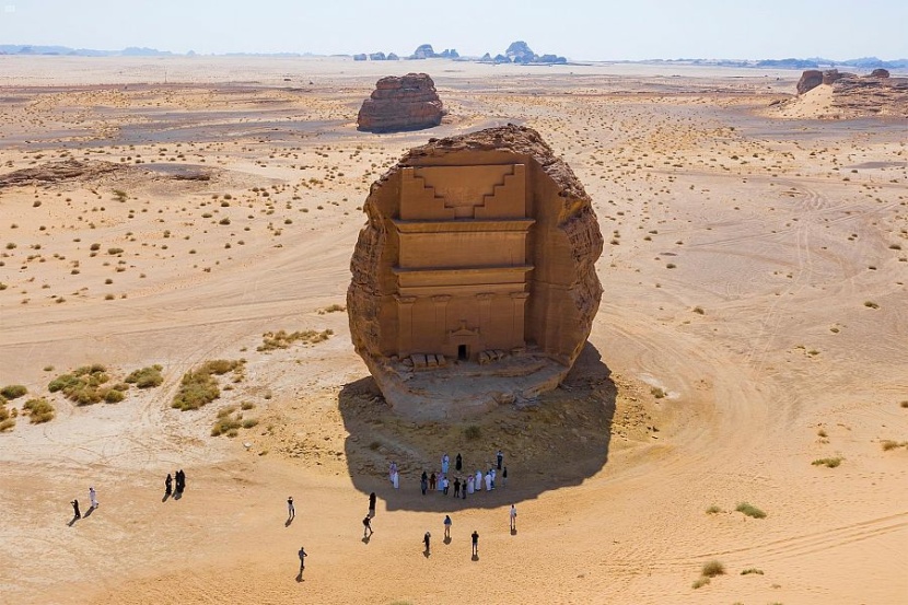 بدءا من ظهر غدا الثلاثاء .. بداية فصل الصيف في السعودية فلكيا