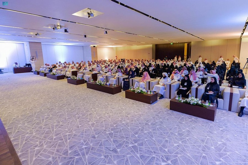 وزير العدل: يجري العمل لإطلاق مركز خدمات المحامين