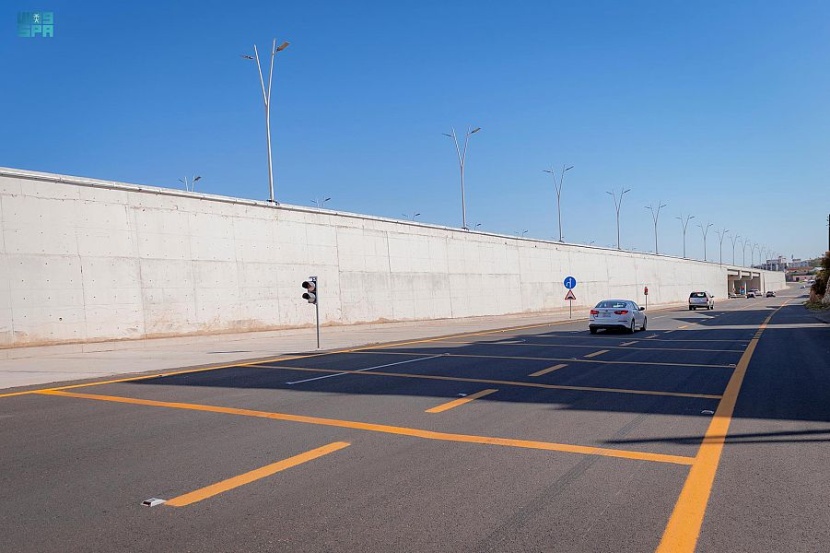 بملياري ريال .. مشاريع طرق الباحة تعزز الحركة الاقتصادية والسياحية في المنطقة