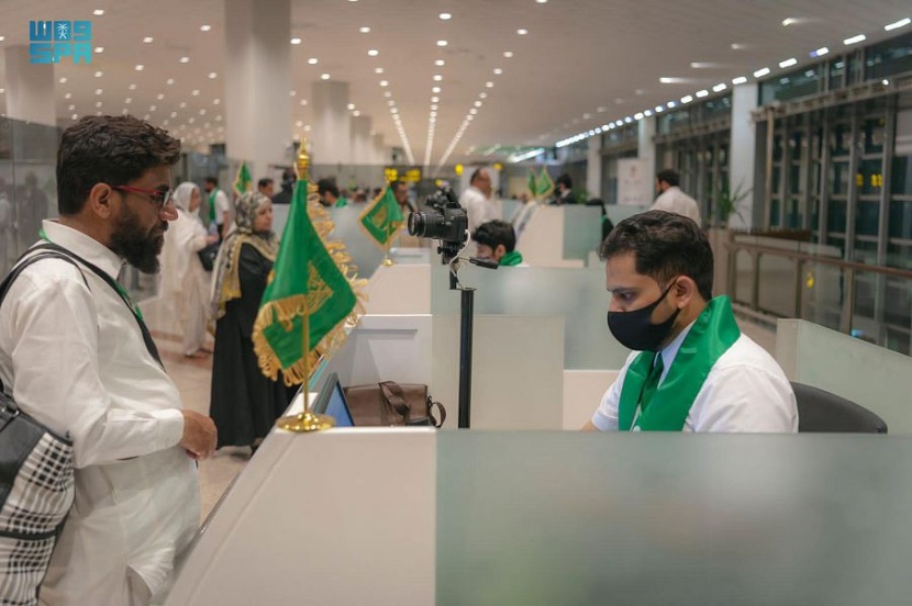 تدشين أولى رحلات ضيوف الرحمن المستفيدين من مبادرة طريق مكة في باكستان