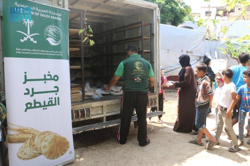 مساعدات سعودية غذائية إلى المحتاجين في لبنان وأفغانستان