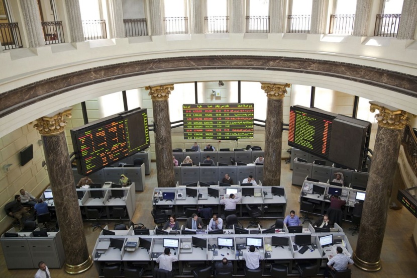 تراجع معظم بورصات الخليج مع انخفاض أسعار النفط وارتفاع البورصة المصرية