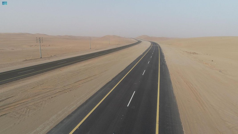 تواصل تنفيذ مشروع ازدواج طريق الرياض - الرين - بيشة