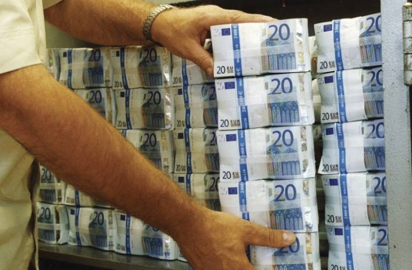 أوروبا تواجه عاصفة اقتصادية يصعب إنكارها .. ديون سيادية تصل إلى 189 % من الناتج