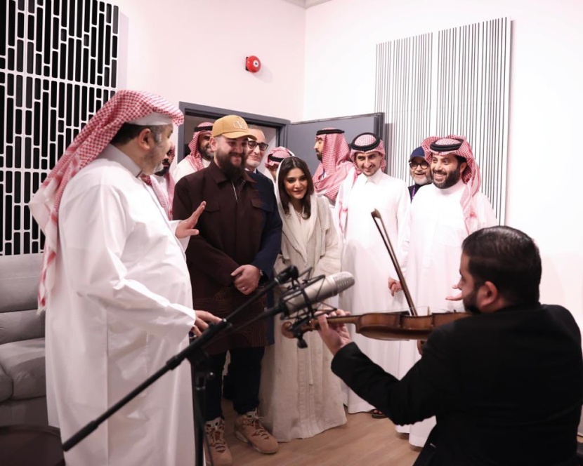 بـ 22 استوديو عالمي  .. "مرواس" تخدم المواهب الموسيقية
