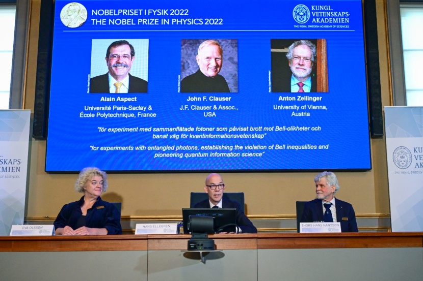 فيزياء الكم تمنح جائزة نوبل 2022 لـ 3 باحثين