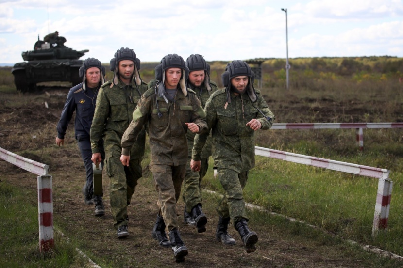 انضمام 200 ألف شخص إلى الجيش الروسي منذ الإعلان عن التعبئة الجزئية