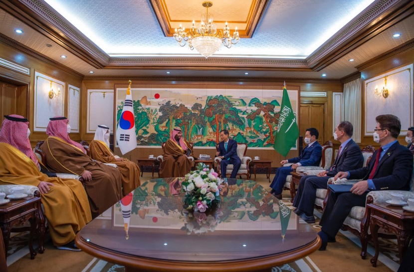 ولي العهد ورئيس الوزراء الكوري يعقدان جلسة مباحثات رسمية