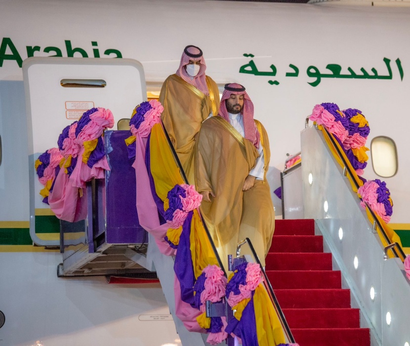  ولي العهد يصل إلى العاصمة التايلندية بانكوك في زيارة رسمية