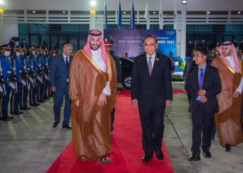 ولي العهد يشيد بالعلاقات والأواصر المشتركة بين المملكة وتايلاند