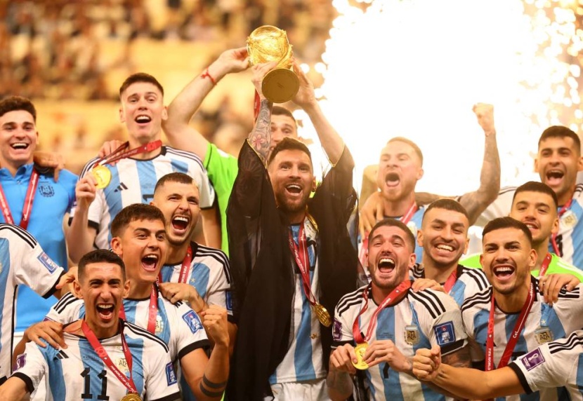 حبس الأنفاس .. ورفع الكأس