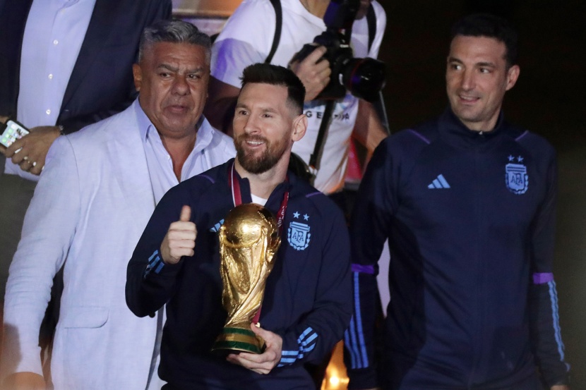 وصول منتخب الأرجنتين إلى بوينوس آيرس