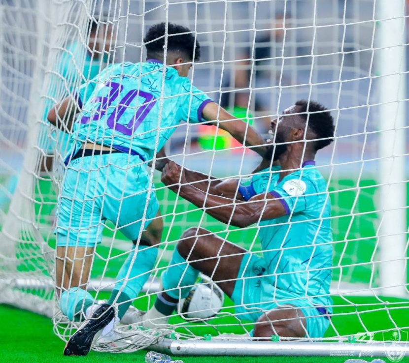 الأهلي .. ينتفض بـ «هجر»