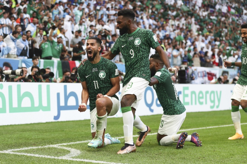 الكرة السعودية من موسم للذكرى إلى فوز سيظل خالدا 