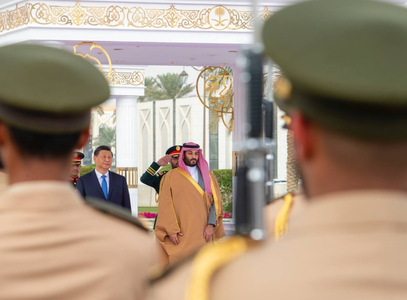 الرئيس الصيني يصل إلى قصر اليمامة في الرياض وولي العهد في مقدمة مستقبليه