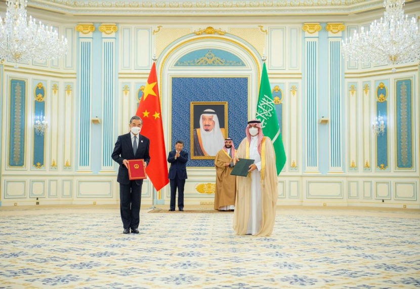 ولي العهد يعقد جلسة مباحثات مع رئيس الصين .. ويشهدان مراسم تبادل 6 اتفاقيات