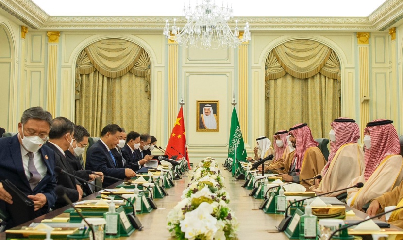 ولي العهد يعقد جلسة مباحثات مع رئيس الصين .. ويشهدان مراسم تبادل 6 اتفاقيات