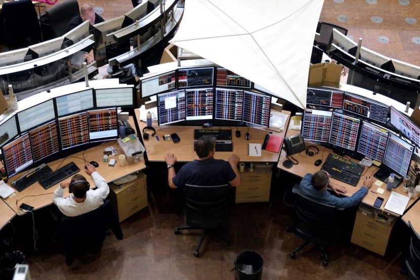 أسهم أوروبا تصعد مدعومة بارتفاع قطاعي الصناعة والمال و"كريدي سويس" يقفز 3 %