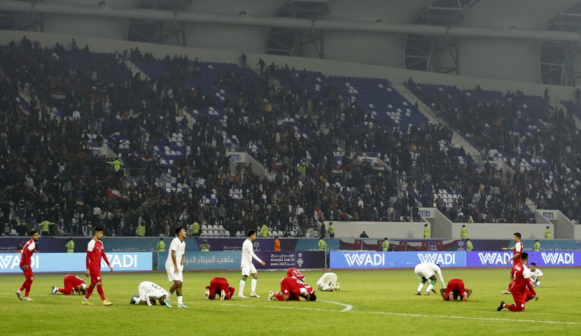 الأخضر يودع كأس الخليج 25.. والعراق وعمان لنصف النهائي