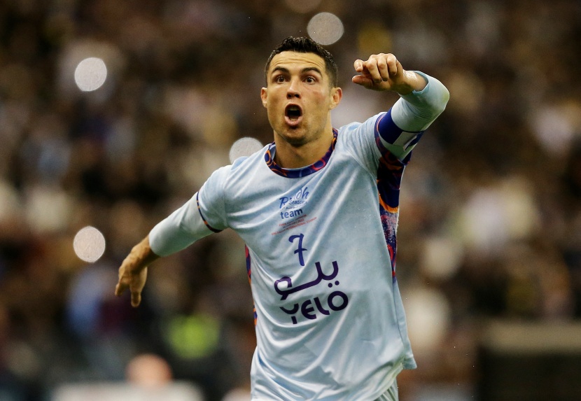 باريس يتقدم ورونالدو يرد في الشوط الأول من مباراة كأس موسم الرياض
