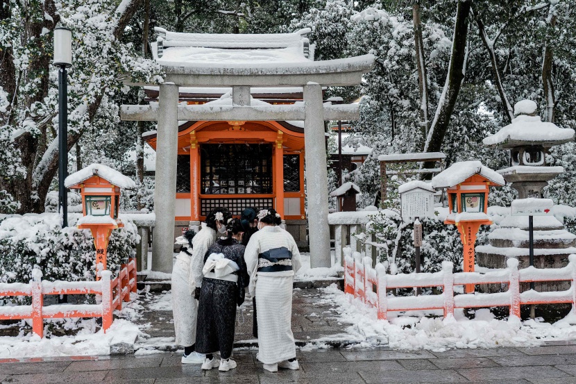  الثلوج تواصل تساقطها على اليابان